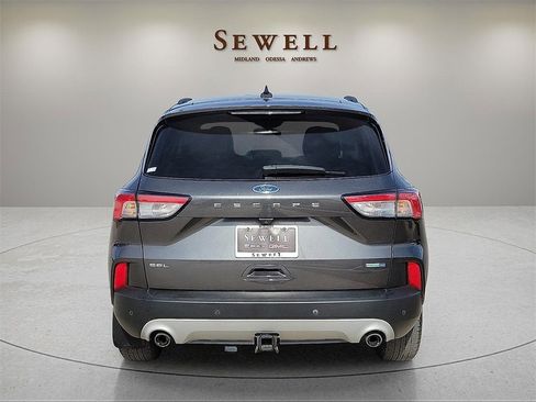 Used 2020 Ford Escape SEL image 4