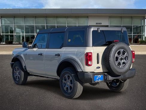 New 2025 Ford Bronco Big Bend image 3