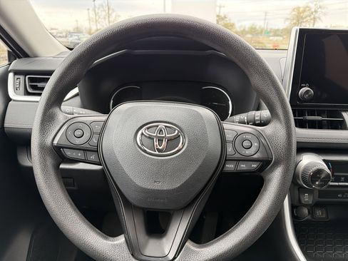Used 2023 Toyota RAV4 XLE image 13