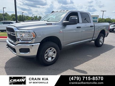 Used 2023 RAM 2500 Tradesman AWD/4WD image 2