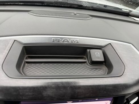 Used 2024 RAM 2500 Big Horn image 21