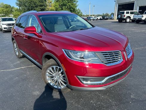 Used 2017 Lincoln MKX Select w/ Select Plus Package FWD image 1