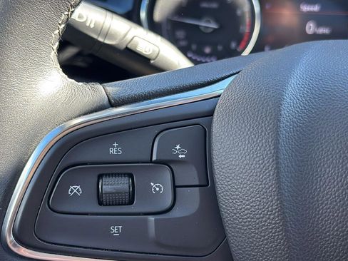 Used 2022 Buick Encore GX Select w/ Experience Buick Package image 27