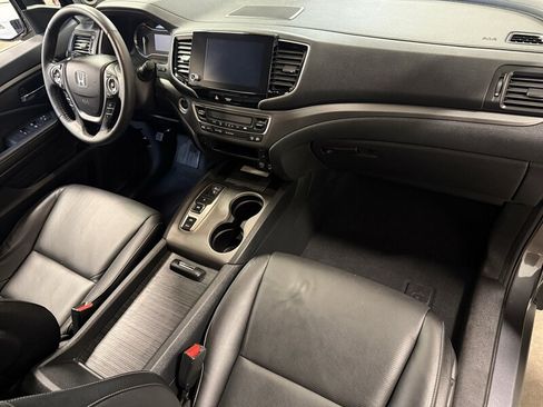 Used 2022 Honda Ridgeline RTL-E image 2