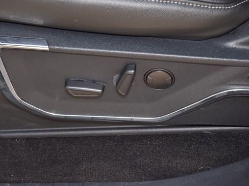 Certified 2022 Ford F150 Lariat image 36