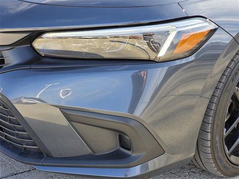 Used 2024 Honda Civic Sport image 6