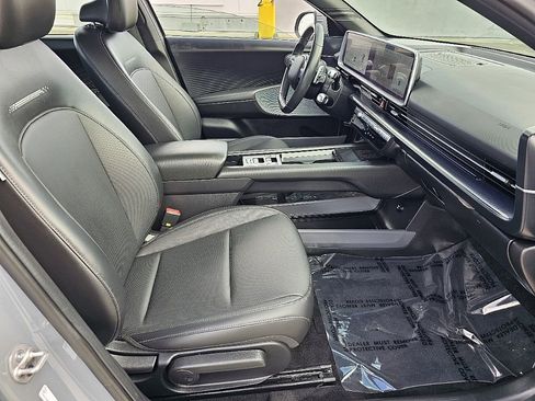 Used 2023 Hyundai Ioniq 6 SEL image 19