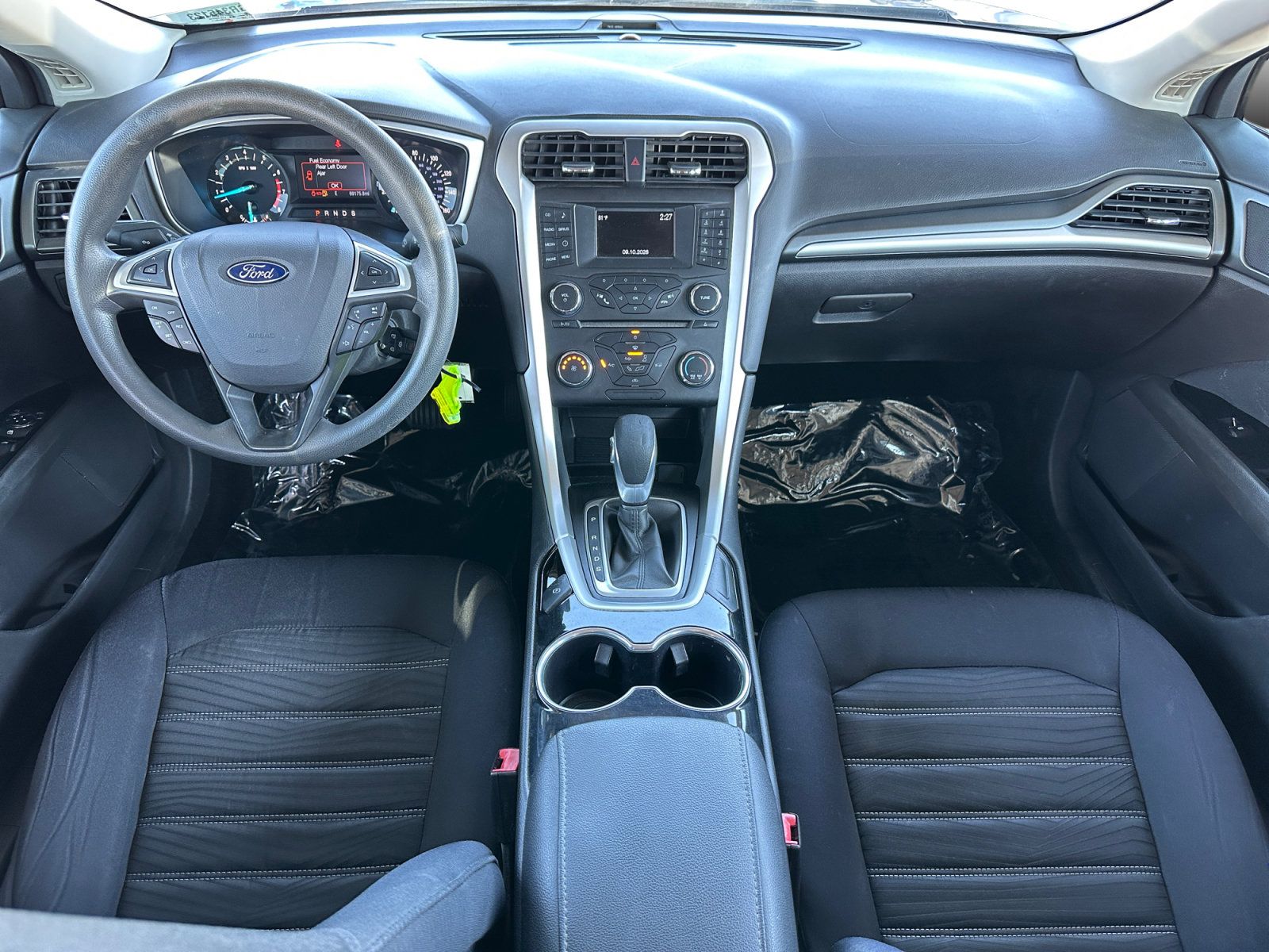 Used 2016 Ford Fusion SE FWD image 11