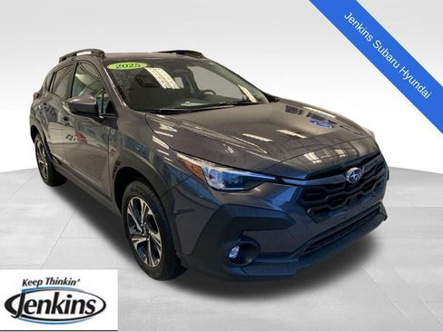 Certified 2025 Subaru Crosstrek 2.0i Premium w/ Crosstrek Mirror Package AWD/4WD image 1