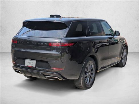 Used 2024 Land Rover Range Rover Sport Dynamic SE AWD/4WD image 5