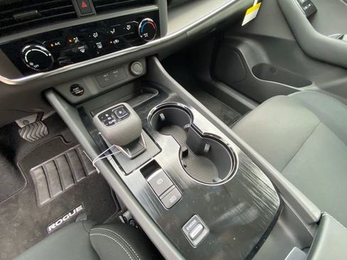 New 2026 Nissan Rogue S image 14