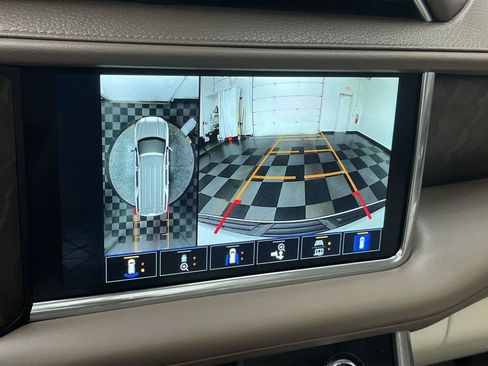 Certified 2024 GMC Yukon Denali AWD/4WD image 6
