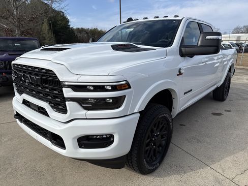 New 2025 RAM 2500 Limited image 3