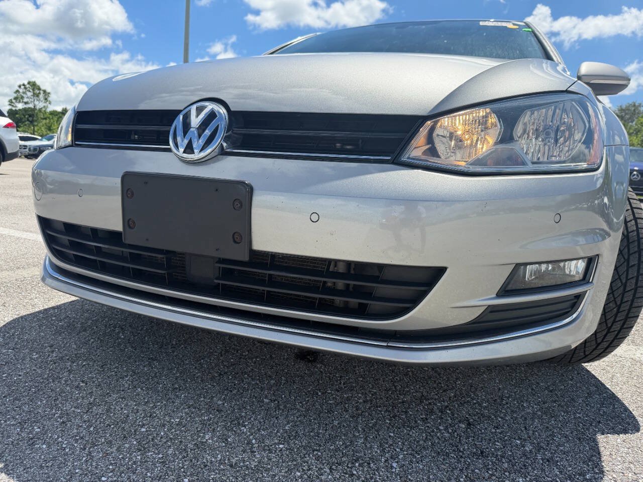 Used 2015 Volkswagen Golf TDI S FWD image 9