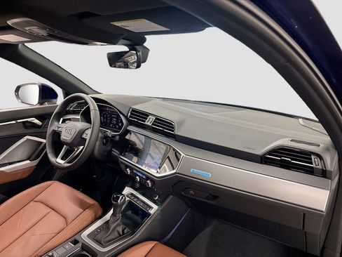 Used 2025 Audi Q3 2.0T Premium Plus w/ Premium Plus Package image 14