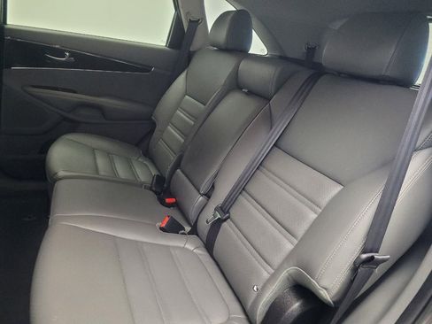 Used 2016 Kia Sorento EX AWD/4WD image 18