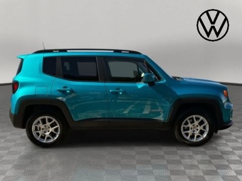 Used 2021 Jeep Renegade Latitude image 2