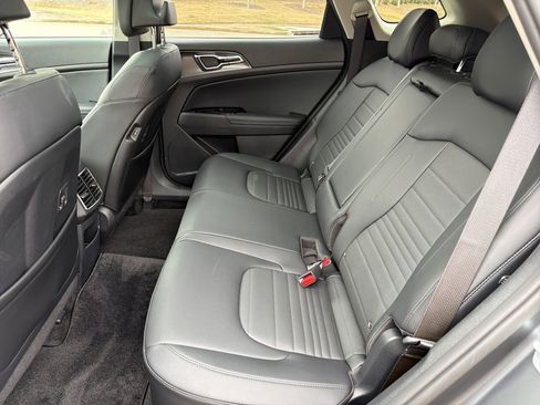 Used 2024 Kia Sportage SX Prestige image 19