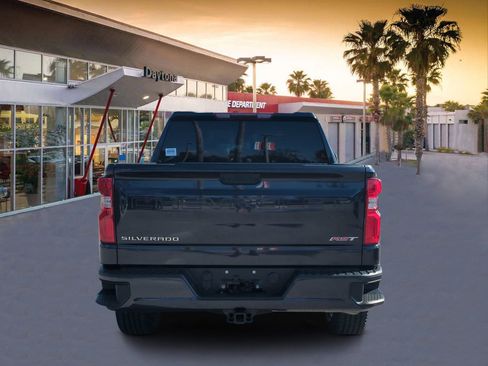 Used 2023 Chevrolet Silverado 1500 RST image 4