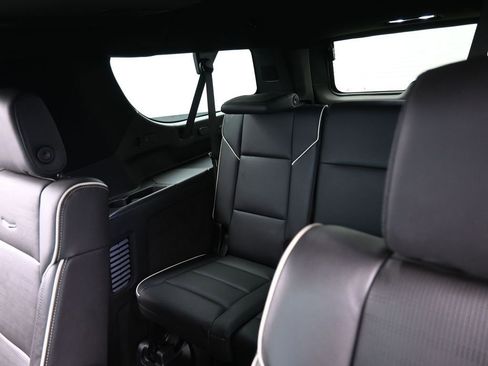 Used 2025 Cadillac Escalade ESV Sport w/ Touring Package image 45