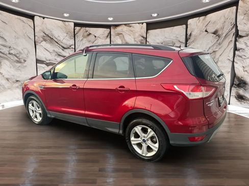 Used 2016 Ford Escape SE w/ SE Leather Comfort Package image 4