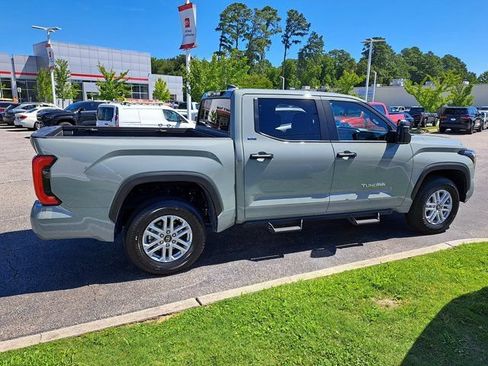 Used 2026 Toyota Tundra SR5 w/ SR5 Convenience Package AWD/4WD image 6