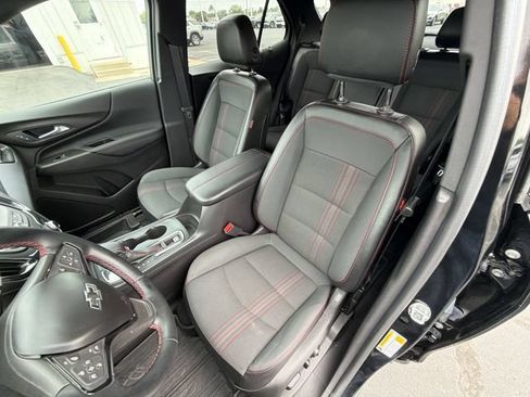 Certified 2024 Chevrolet Equinox RS FWD image 19