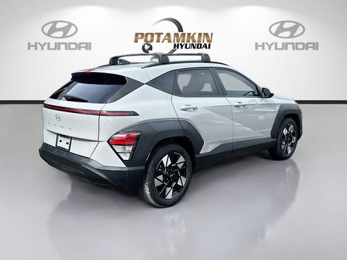 Certified 2025 Hyundai Kona SEL FWD image 5