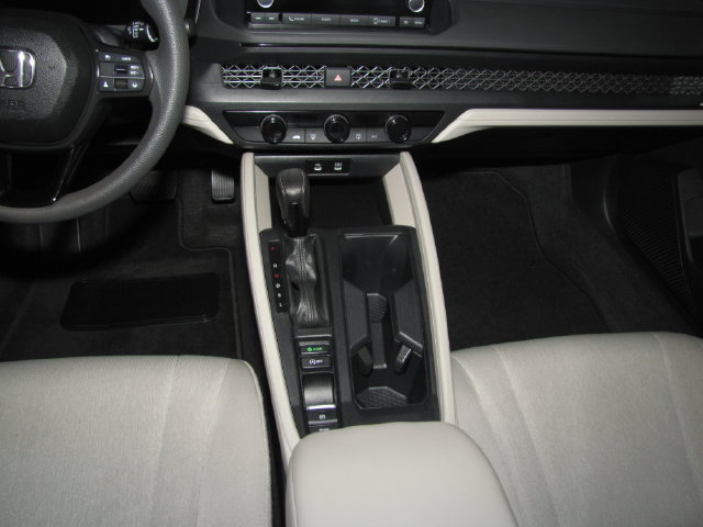 Certified 2024 Honda Accord LX image 37