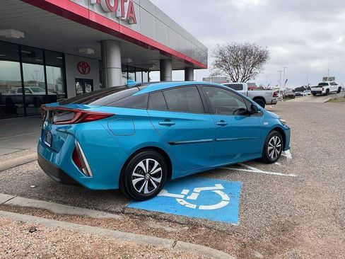 Used 2019 Toyota Prius Prime Premium image 5