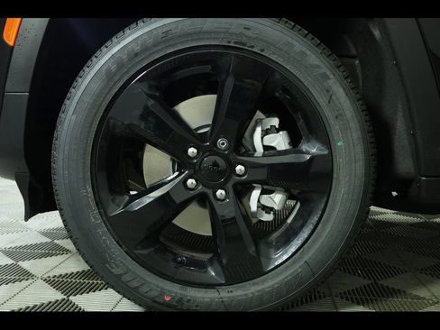 New 2025 Jeep Grand Cherokee L Altitude image 14