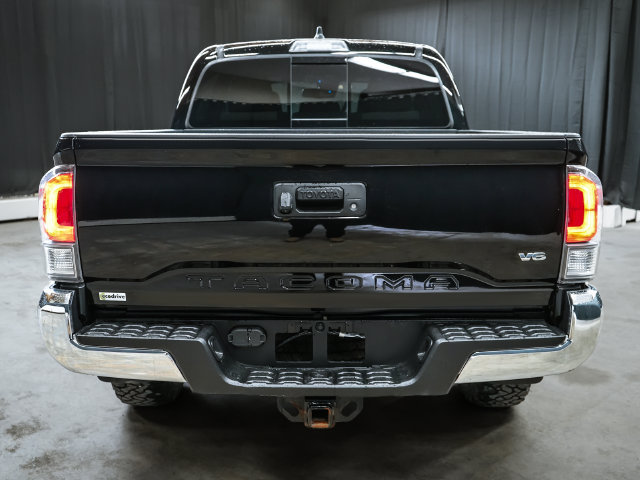 Used 2023 Toyota Tacoma TRD Off-Road AWD/4WD image 5