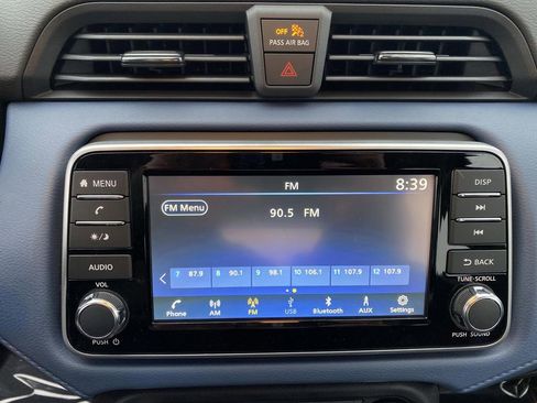 New 2025 Nissan Versa SV image 16