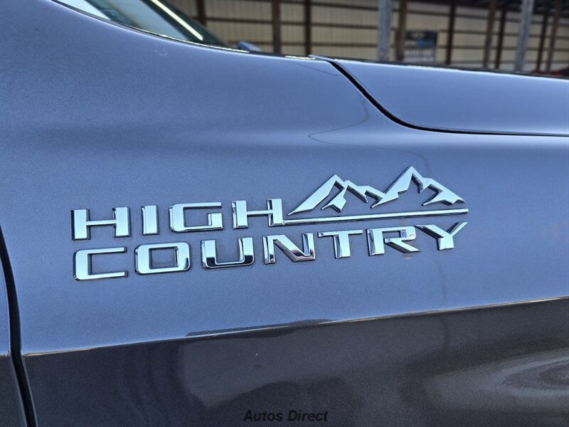 Used 2021 Chevrolet Tahoe High Country RWD image 47