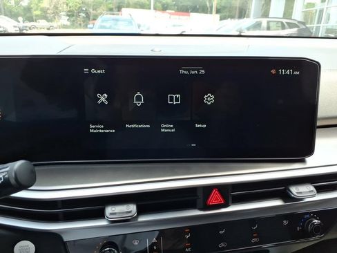 New 2026 Kia Sorento LX FWD image 18