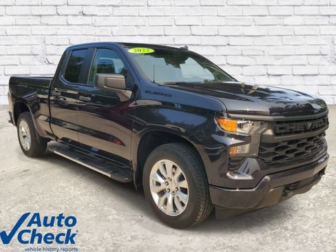 Used 2023 Chevrolet Silverado 1500 Custom w/ LPO, Dark Essentials Package RWD image 5