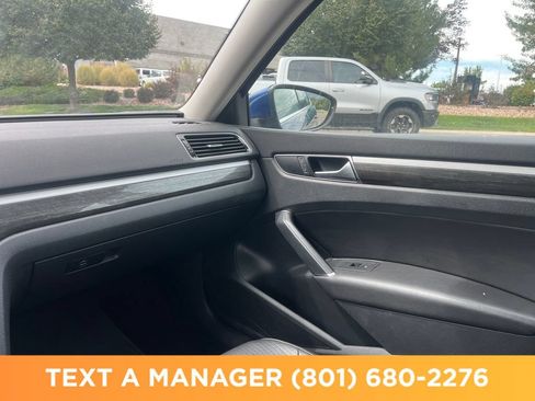 Used 2016 Volkswagen Passat 1.8T SE FWD image 24
