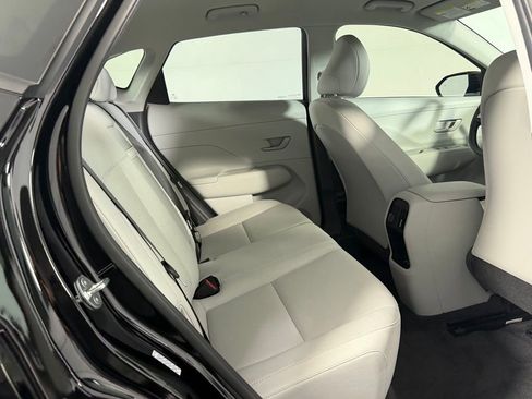 Used 2024 Hyundai Kona SEL image 28