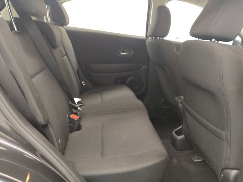 Used 2017 Honda HR-V LX image 19