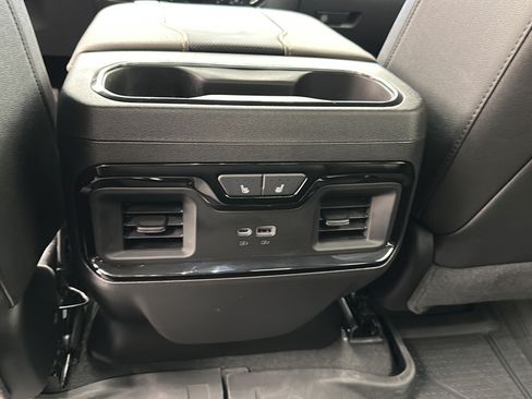 Used 2024 Chevrolet Silverado 1500 ZR2 w/ Technology Package AWD/4WD image 16