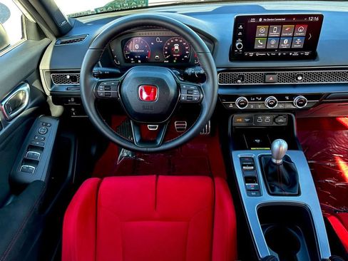 Used 2025 Honda Civic Type R image 24