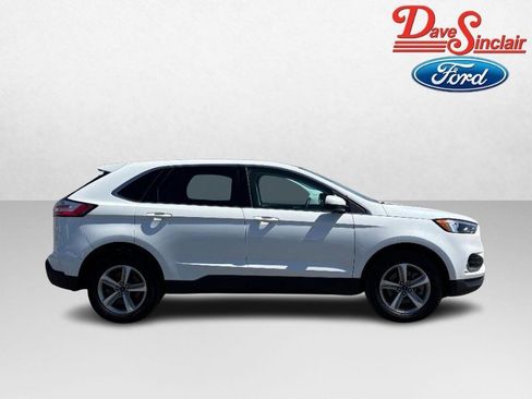 Used 2024 Ford Edge SEL w/ Convenience Package image 5