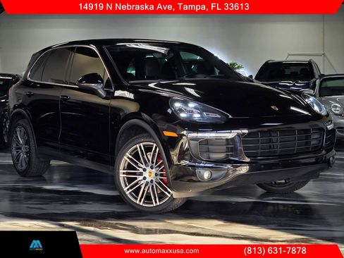 Used 2016 Porsche Cayenne S image 28