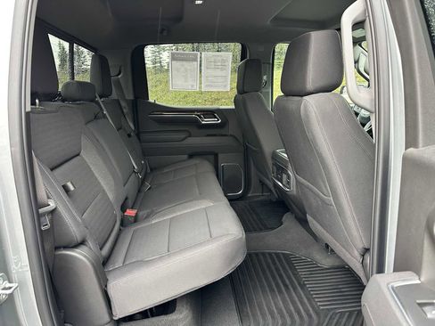 Used 2025 GMC Sierra 1500 Elevation w/ Preferred Package image 12