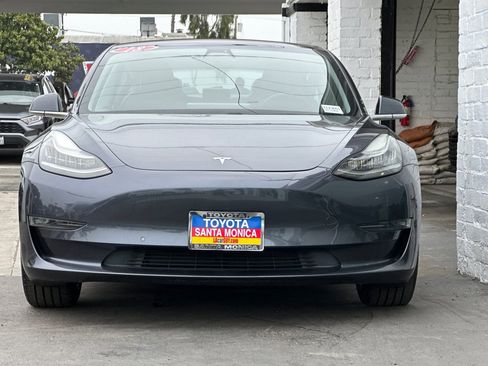 Used 2018 Tesla Model 3 Long Range image 9