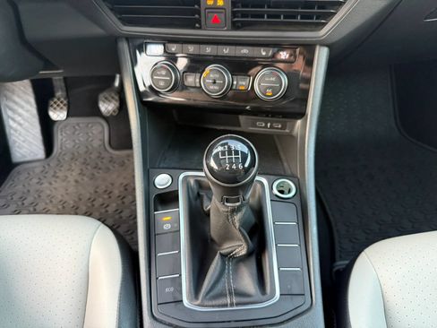 Used 2021 Volkswagen Jetta R-Line FWD image 20