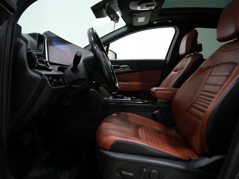 Used 2023 Kia Sportage SX image 12