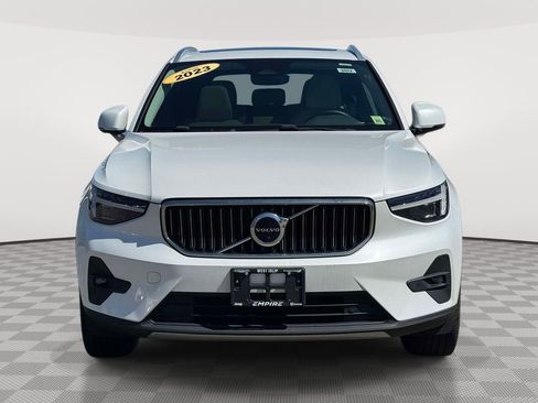 Used 2023 Volvo XC40 B5 Ultimate w/ Climate Package AWD/4WD image 3