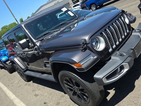 Used 2021 Jeep Wrangler Unlimited Sahara w/ Cold Weather Group AWD/4WD image 2