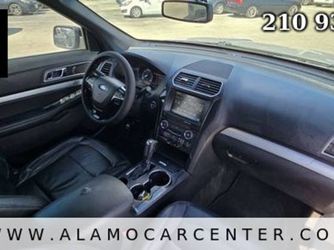 Used 2016 Ford Explorer XLT w/ Equipment Group 202A FWD image 14